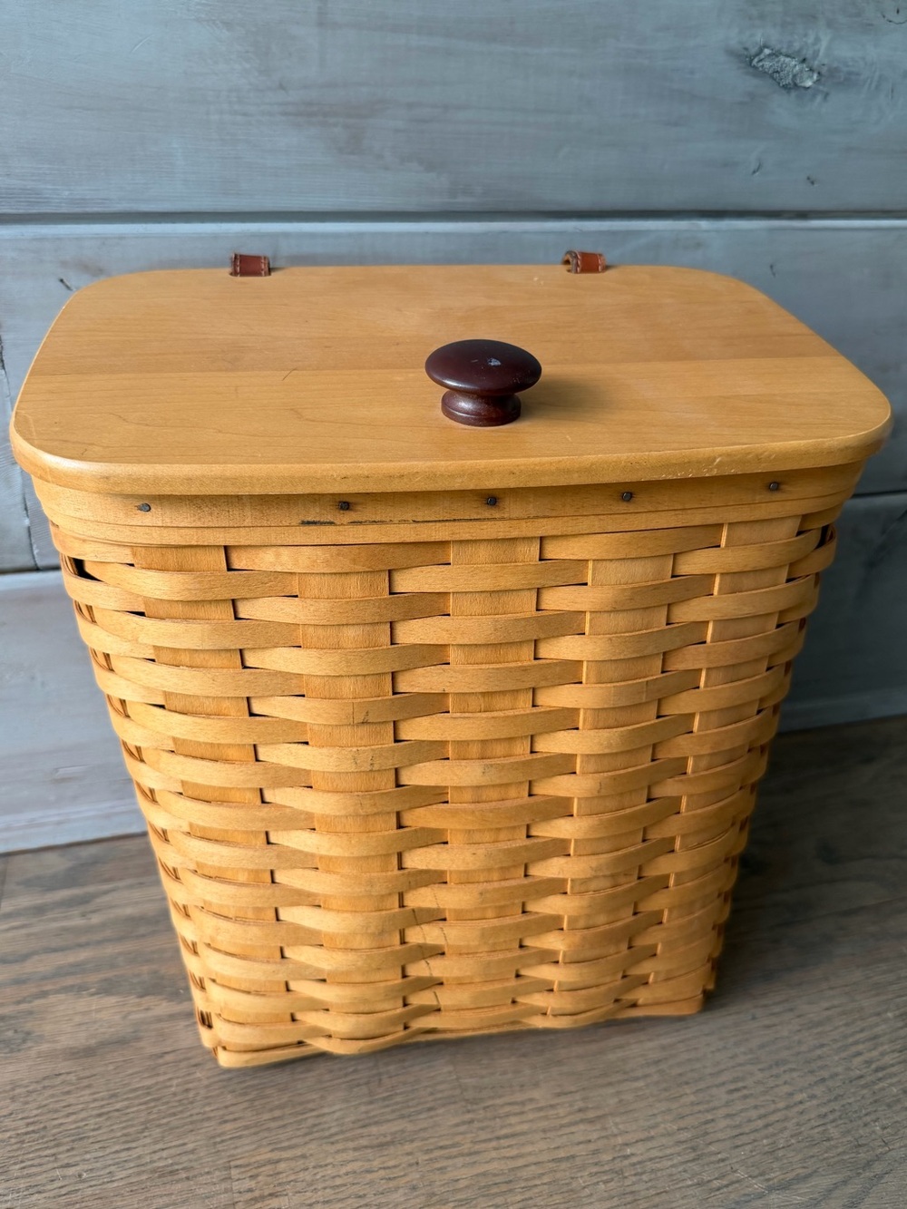 Large Longaberger Mail Basket Mailbox with Leather Hinged Lid Wood Knob Hangin